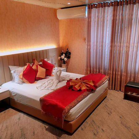 Tiger Garden Int Hotel Khulna Екстериор снимка