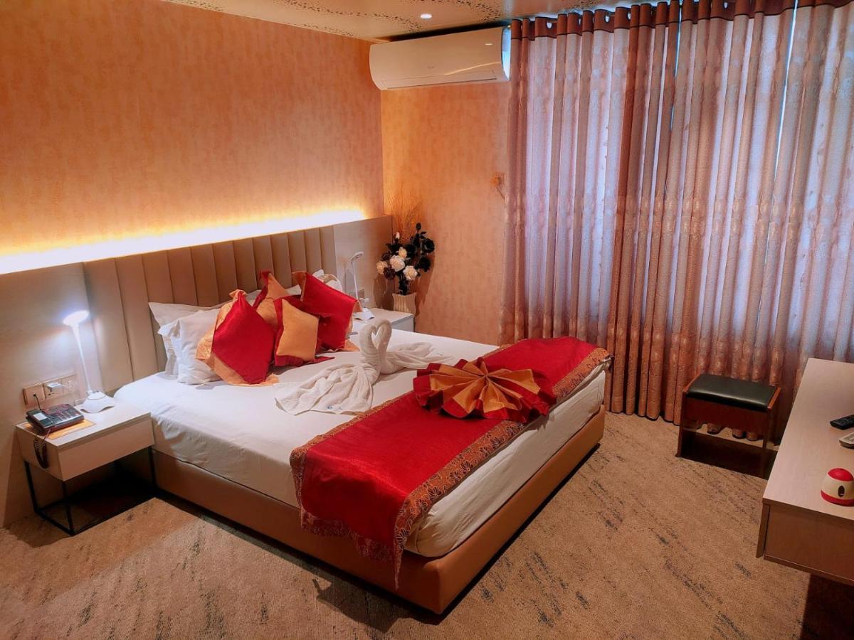 Tiger Garden Int Hotel Khulna Екстериор снимка