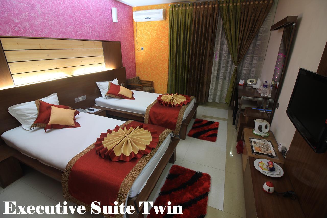 Tiger Garden Int Hotel Khulna Екстериор снимка