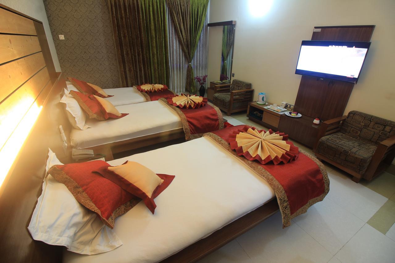 Tiger Garden Int Hotel Khulna Екстериор снимка