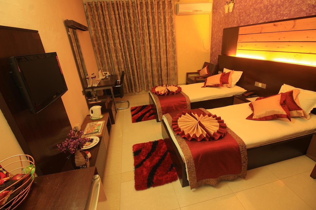 Tiger Garden Int Hotel Khulna Екстериор снимка