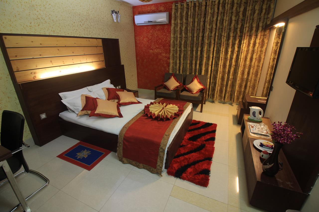 Tiger Garden Int Hotel Khulna Екстериор снимка