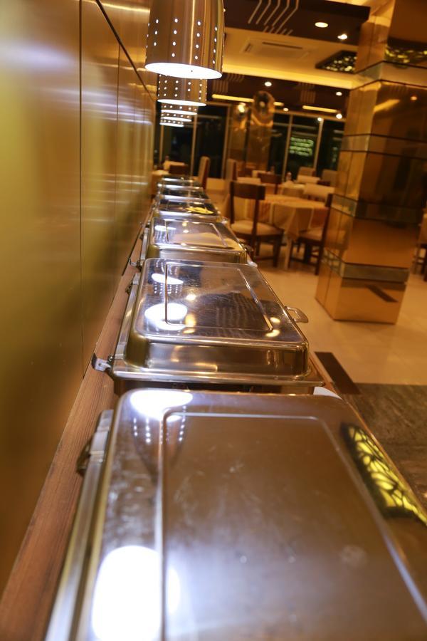 Tiger Garden Int Hotel Khulna Екстериор снимка